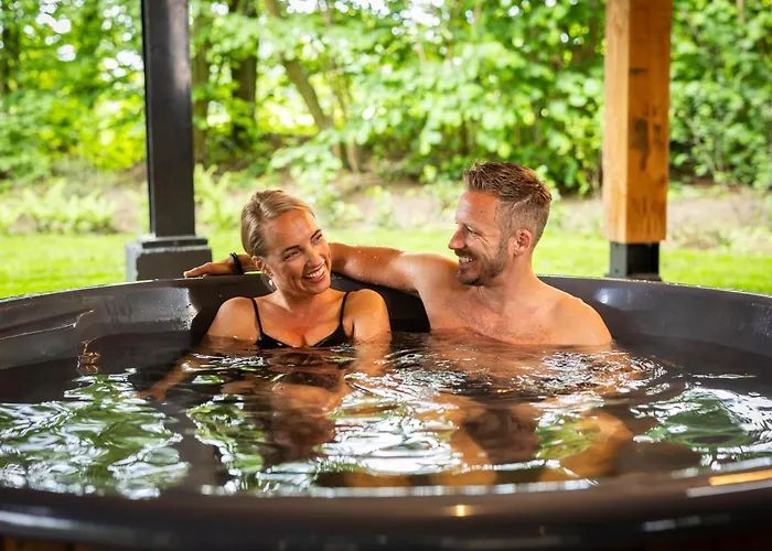 Met Hottub & Sauna | 2 Personen - Valley Semesterbostad Wekerom