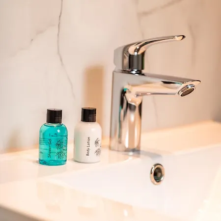 Met Hottub & Sauna | 2 Personen - Valley Wekerom